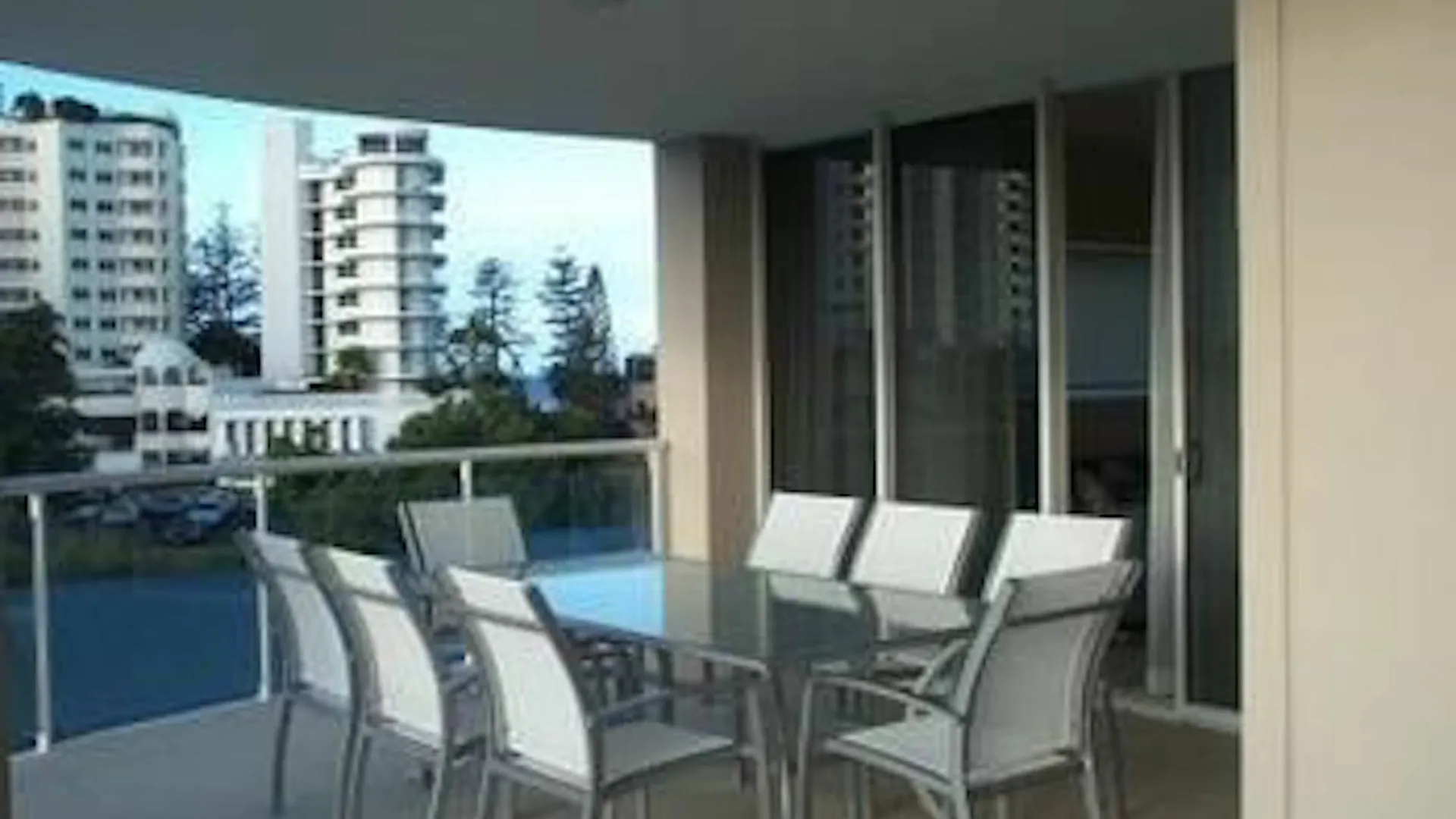 Pandanus Mooloolaba Aparthotel 4*,